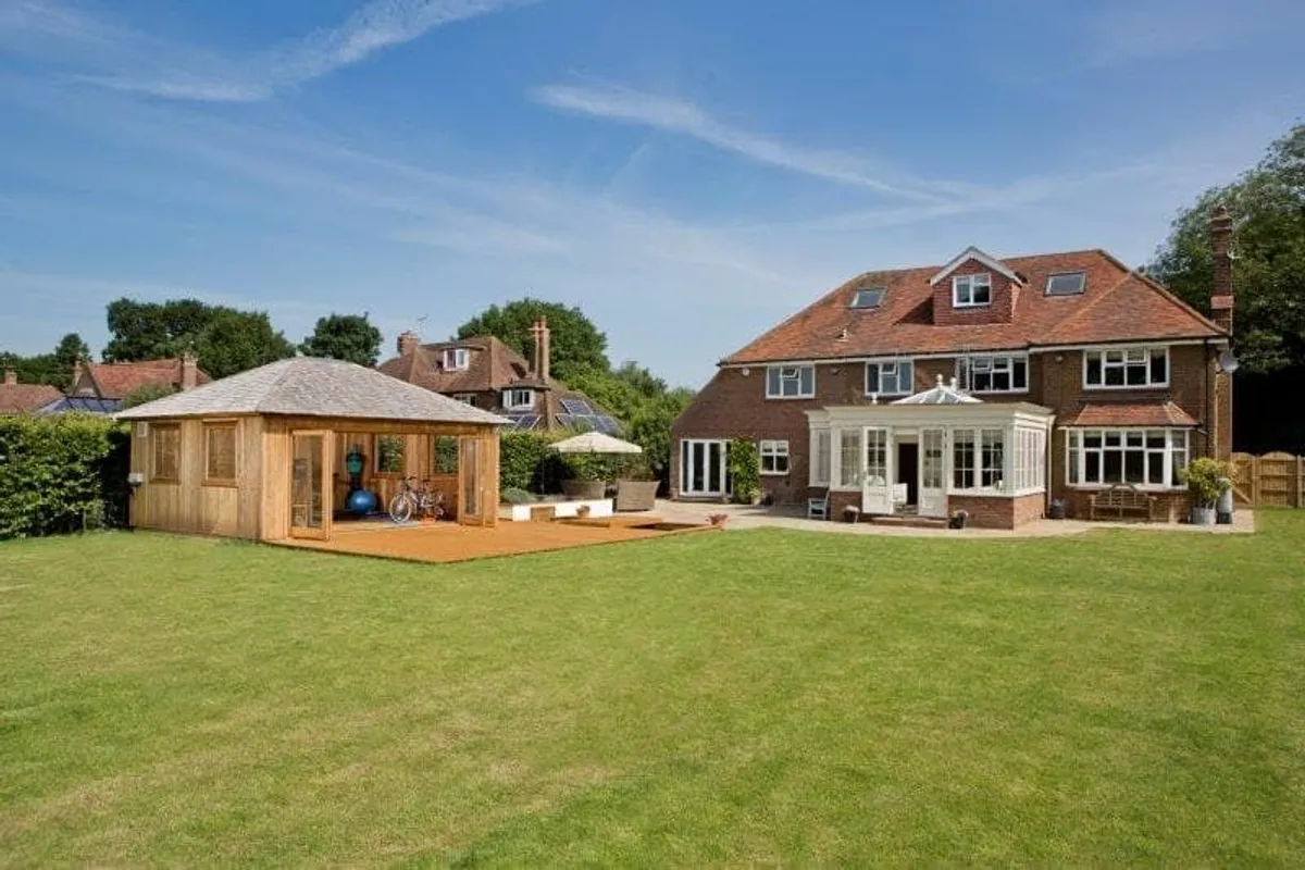 What equipment can I get for my outdoor garden gym