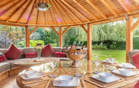 The 2025 Ultimate Luxury Garden Room Guide 