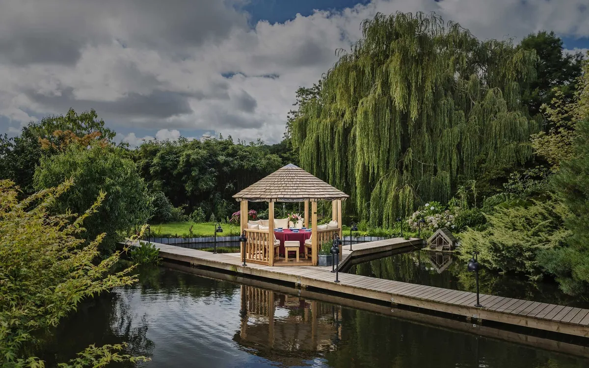 Why We Recommend Ex-Displays 